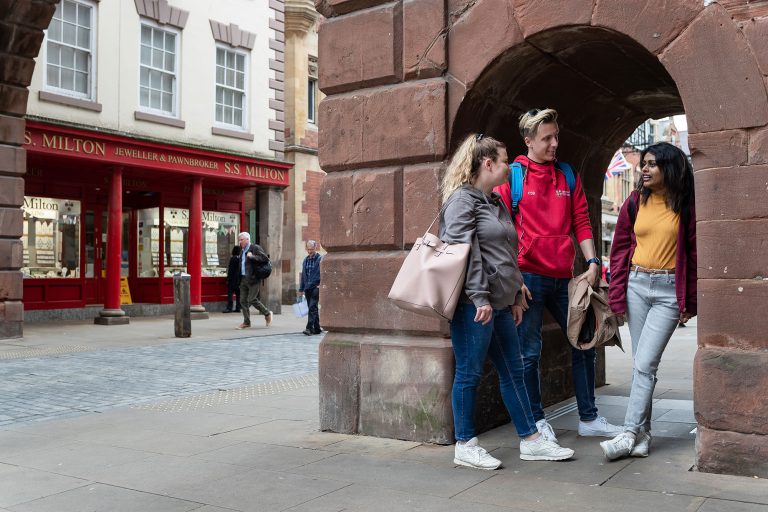 Getting a job with a quality CV and cover letter – Careers workshop