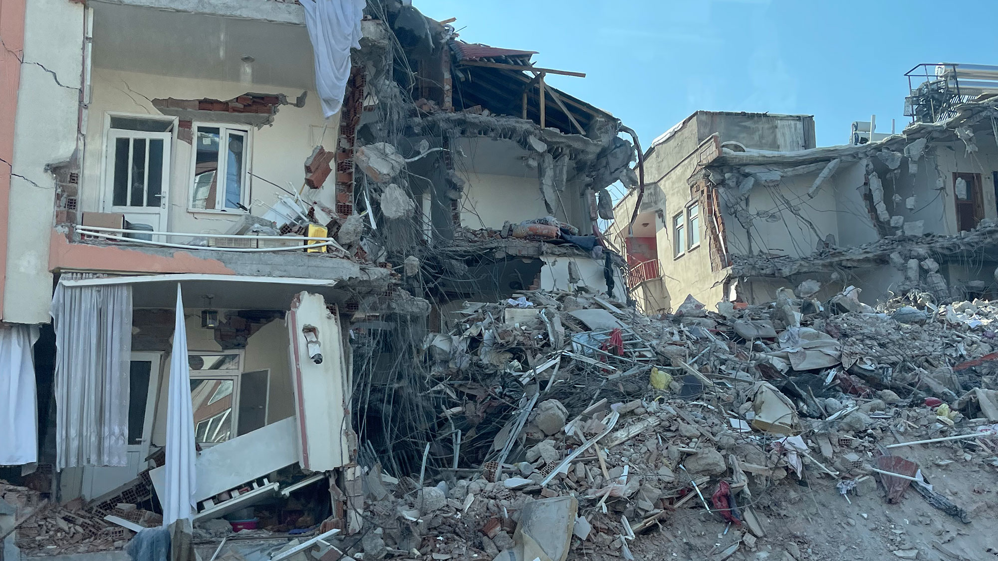 Turkish student shares first-hand experience of volunteering in earthquake disaster zone